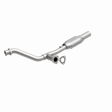 Load image into Gallery viewer, MagnaFlow Direct Fit Catalytic Converter 03 Ram 2500 2WD 5.7L OEM