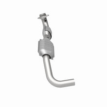 Load image into Gallery viewer, MagnaFlow Direct Fit Catalytic Converter 03 Lincoln Navigator 5.4L