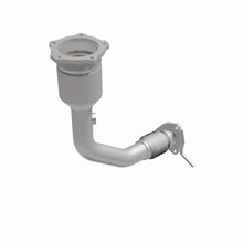 Load image into Gallery viewer, MagnaFlow Direct Fit Catalytic Converter 01-02 Sportage mani OEM