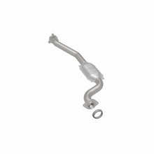 Load image into Gallery viewer, MagnaFlow Direct Fit Catalytic Converter 09-10 Hummer H3T 3.7L