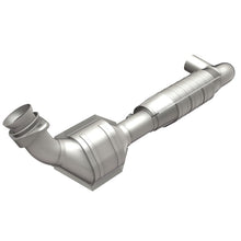 Load image into Gallery viewer, MagnaFlow Direct Fit Catalytic Converter 04-05 Ford F-150 5.4L D/S 2WD (Excl 04 Heritage Edition)