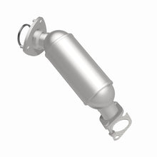 Load image into Gallery viewer, MagnaFlow Direct Fit Catalytic Converter 2013-2015 GMC Acadia