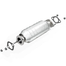 Load image into Gallery viewer, MagnaFlow Direct Fit Catalytic Converter 06-10 Kia Rio 1.6L Rear