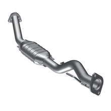 Load image into Gallery viewer, MagnaFlow Direct Fit Catalytic Converter 98-02 3.5L Isuzu Trooper PS