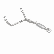 Load image into Gallery viewer, MagnaFlow Direct Fit Catalytic Converter 00-0 S-10/Sonoma 4.3L