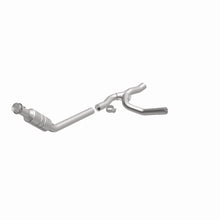 Load image into Gallery viewer, MagnaFlow Direct Fit Catalytic Converter 04-05 Dodge RAM 1500 Pickup 3.7L (Inc 4WD 4.7L) P/S