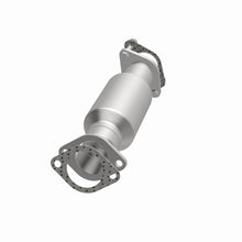 Load image into Gallery viewer, MagnaFlow Direct Fit Catalytic Converter 2011 Kia Sorento 3.5 Underbody