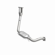 Load image into Gallery viewer, MagnaFlow Direct Fit Catalytic Converter ISUZU RODEO 2.2L OEM