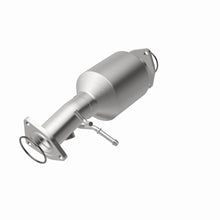 Load image into Gallery viewer, MagnaFlow OEM Grade Direct Fit Converter 15-16 Honda CR-V 2.4L