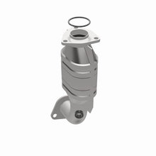Load image into Gallery viewer, MagnaFlow Direct Fit Catalytic Converter 2000 Chevy Tracker 1.6L