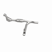 Load image into Gallery viewer, MagnaFlow Direct Fit Catalytic Converter 99-00 Ford F-150 4.6L