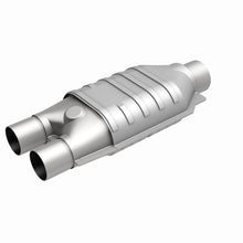 Load image into Gallery viewer, MagnaFlow Universal Catalytic Converter 96-96 Toy Supra 3.0L Turb