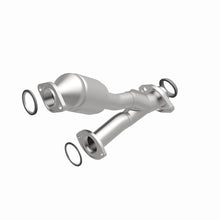 Load image into Gallery viewer, MagnaFlow DF Cat Conv 99-03 Lexus/Toyota RX300/Highlander Truck 3.0L Passgr Sde *NOT FOR SALE IN CA*