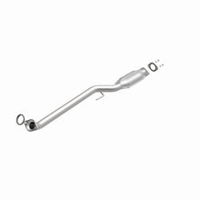 Load image into Gallery viewer, MagnaFlow Direct Fit Catalytic Converter 02-06 Nissan Sentra 2.5L