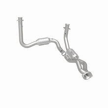 Load image into Gallery viewer, MagnaFlow Direct Fit Catalytic Converter 05-06 Jeep Grand Cherokee 3.7L Y-Pipe Assembly