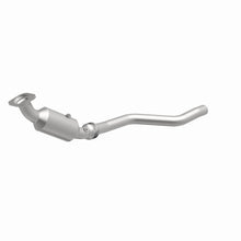 Load image into Gallery viewer, MagnaFlow Direct Fit Catalytic Converter 2005 Chrysler 300C 5.7L V8 / 2005 Dodge Magnum 5.7L V8