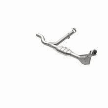Load image into Gallery viewer, MagnaFlow Direct Fit Catalytic Converter 99 F150/250 4.6L P/S