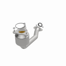 Load image into Gallery viewer, MagnaFlow Direct Fit Catalytic Converter 04-07 Suzuki Aerio 2.3L