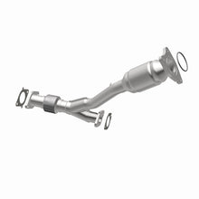 Load image into Gallery viewer, MagnaFlow Direct Fit Catalytic Converter 05-06 Pontiac G6 3.5L Rear
