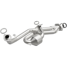 Load image into Gallery viewer, MagnaFlow Direct Fit Catalytic Converter 01-03 Toyota Sienna 3.0L