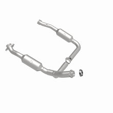 Load image into Gallery viewer, MagnaFlow DF Conv Ford/Mercury 06-10 Explorer/Mountaineer/ 07-10 Explorer SportTrac 4.0L Y-Pipe Assy