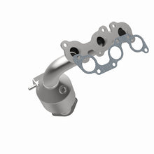 Load image into Gallery viewer, MagnaFlow Direct Fit Catalytic Converter 04-06 Toyota Sienna 3.3L