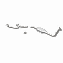 Load image into Gallery viewer, MagnaFlow Direct Fit Catalytic Converter 98-02 3.5L Isuzu Trooper DS