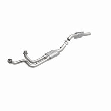 Load image into Gallery viewer, MagnaFlow Direct Fit Catalytic Converter 1996 Ford E-150 4.9L