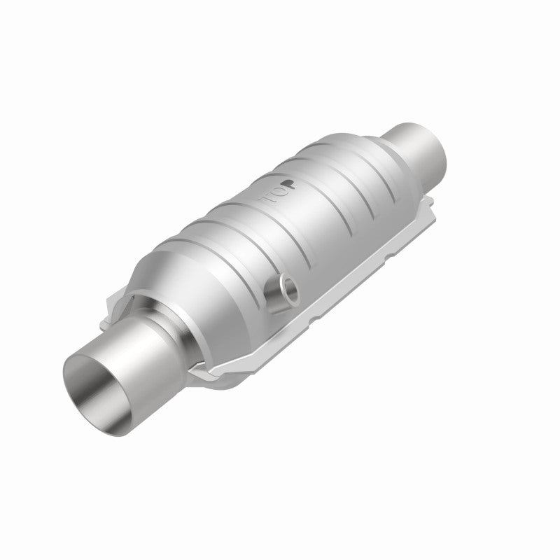 MagnaFlow Universal Catalytic Converter 2.50 OEM Angled O2