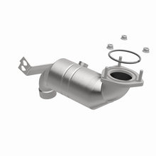 Load image into Gallery viewer, MagnaFlow Direct Fit Catalytic Converter 02-03 Jaguar X-Type Rear