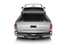 Load image into Gallery viewer, Truxedo 07-20 Toyota Tundra w/Track System 5ft 6in Sentry CT Bed Cover