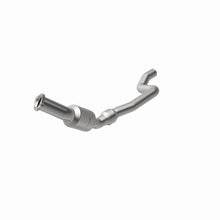Load image into Gallery viewer, MagnaFlow Direct Fit Catalytic Converter 06-14 Chrysler 300 5.7L