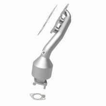 Load image into Gallery viewer, MagnaFlow Direct Fit Catalytic Converter 2007-2009 Sorento 3.3 3.8 L Manifold