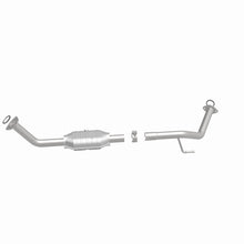 Load image into Gallery viewer, MagnaFlow Direct Fit Catalytic Converter 05-07 Toyota Sequoia 8 4.7L D/S