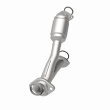 Load image into Gallery viewer, MagnaFlow DF Cat Conv 99-03 Lexus/Toyota RX300/Highlander Truck 3.0L Passgr Sde *NOT FOR SALE IN CA*