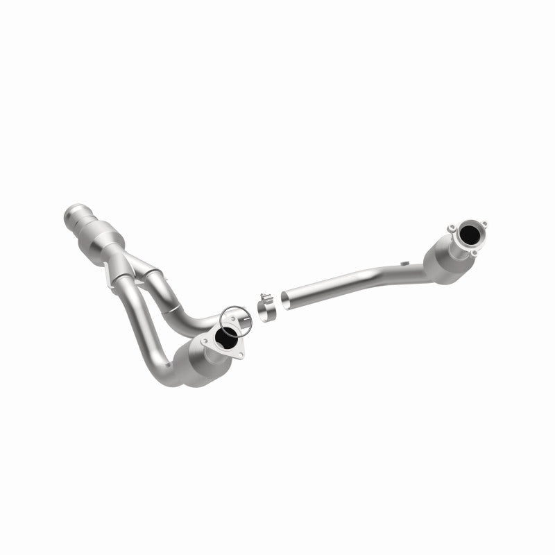 MagnaFlow Direct Fit Catalytic Converter 2015 GMC Yukon XL V8 6.2L
