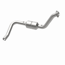 Load image into Gallery viewer, MagnaFlow Direct Fit Catalytic Converter 04-06 Dodge Durango 5.7L Driver Side