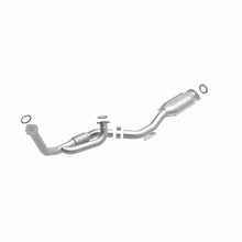 Load image into Gallery viewer, MagnaFlow Direct Fit Catalytic Converter 98-03 Avalon/Camry 3.0L