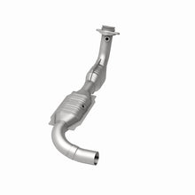Load image into Gallery viewer, MagnaFlow Direct Fit Catalytic Converter 99 F150 4.6L V8 D/S 2WD