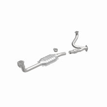 Load image into Gallery viewer, MagnaFlow Direct Fit Catalytic Converter 98-02 3.5L Isuzu Trooper DS