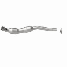 Load image into Gallery viewer, MagnaFlow Direct Fit Catalytic Converter 03-05 R Rover HSE4.4 D/S OE