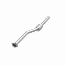 Load image into Gallery viewer, MagnaFlow Direct Fit Catalytic Converter 99-00 BMW 540i 4.4L PS Rear