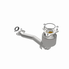 Load image into Gallery viewer, MagnaFlow Direct Fit Catalytic Converter 04-07 Suzuki Aerio 2.3L