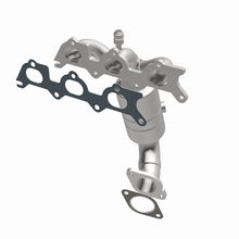 Load image into Gallery viewer, MagnaFlow DF Cat Conv 07-11 Chrysler Sebring 2.7L Rr Manifold/08-10 Dodge Avenger 2.7L Rear Manifold