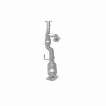 Load image into Gallery viewer, MagnaFlow DF Catalytic Conv 04-06 Lexus ES330 / 04-06 Toyota Camry/05-08 Solara 3.3L Y-Pipe Assembly