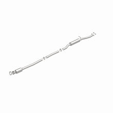 Load image into Gallery viewer, MagnaFlow Direct Fit Catalytic Converter 2019 Hyundai Tucson L4 OEM Underbody Single