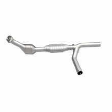 Load image into Gallery viewer, MagnaFlow Direct Fit Catalytic Converter 97-99 Ford Vans 4.6L
