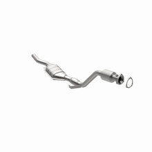 Load image into Gallery viewer, MagnaFlow Direct Fit Catalytic Converter 03 Volkswagen Passat 2.8L