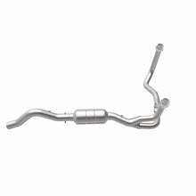Load image into Gallery viewer, MagnaFlow Direct Fit Catalytic Converter 00-03 Durango 4WD OEM