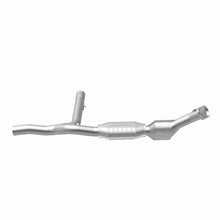 Load image into Gallery viewer, MagnaFlow Direct Fit Catalytic Converter 01-03 F150 5.4 Passenger Side OEM